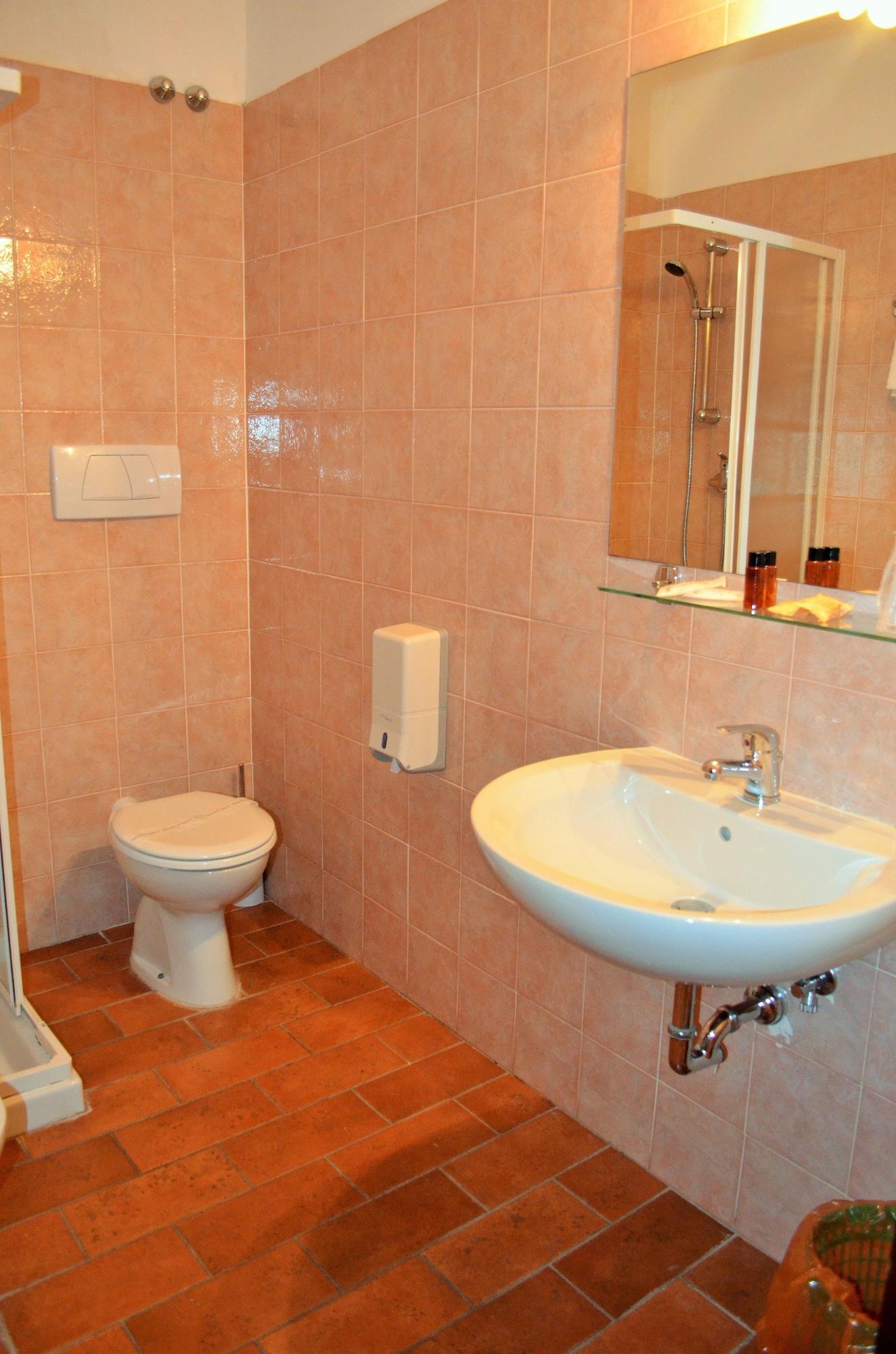 Hotel Oasi Neumann Cortona Zewnętrze zdjęcie
