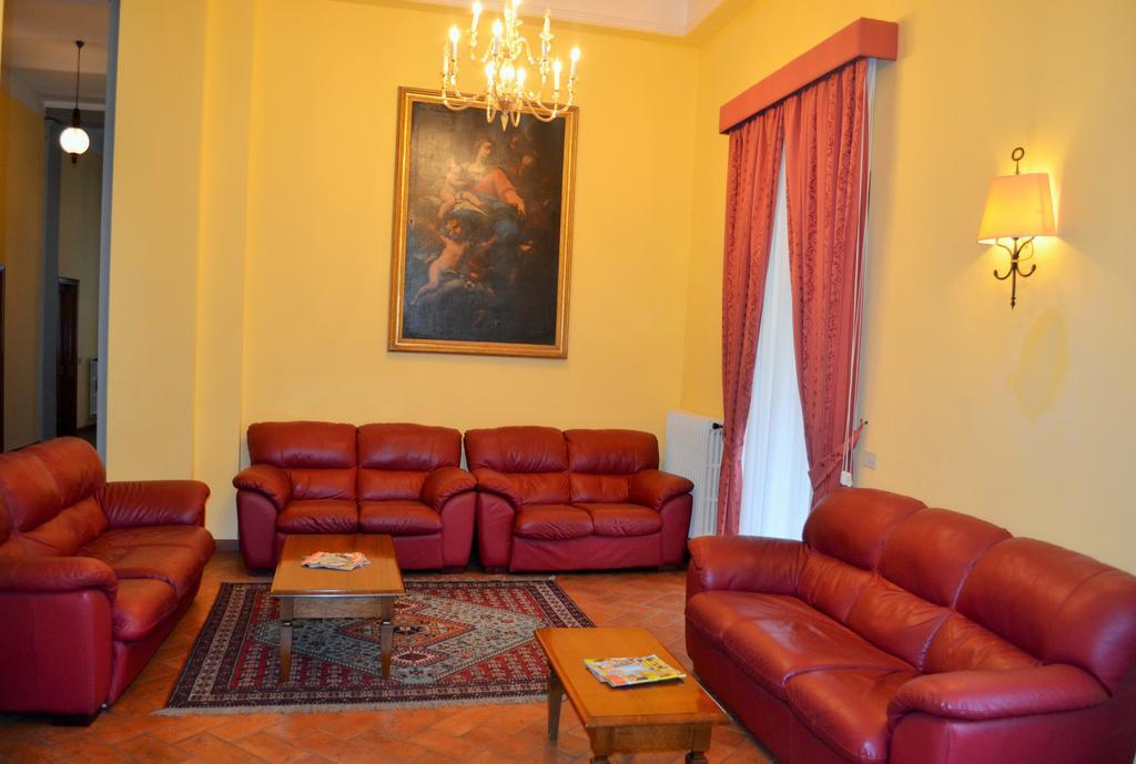 Hotel Oasi Neumann Cortona Zewnętrze zdjęcie