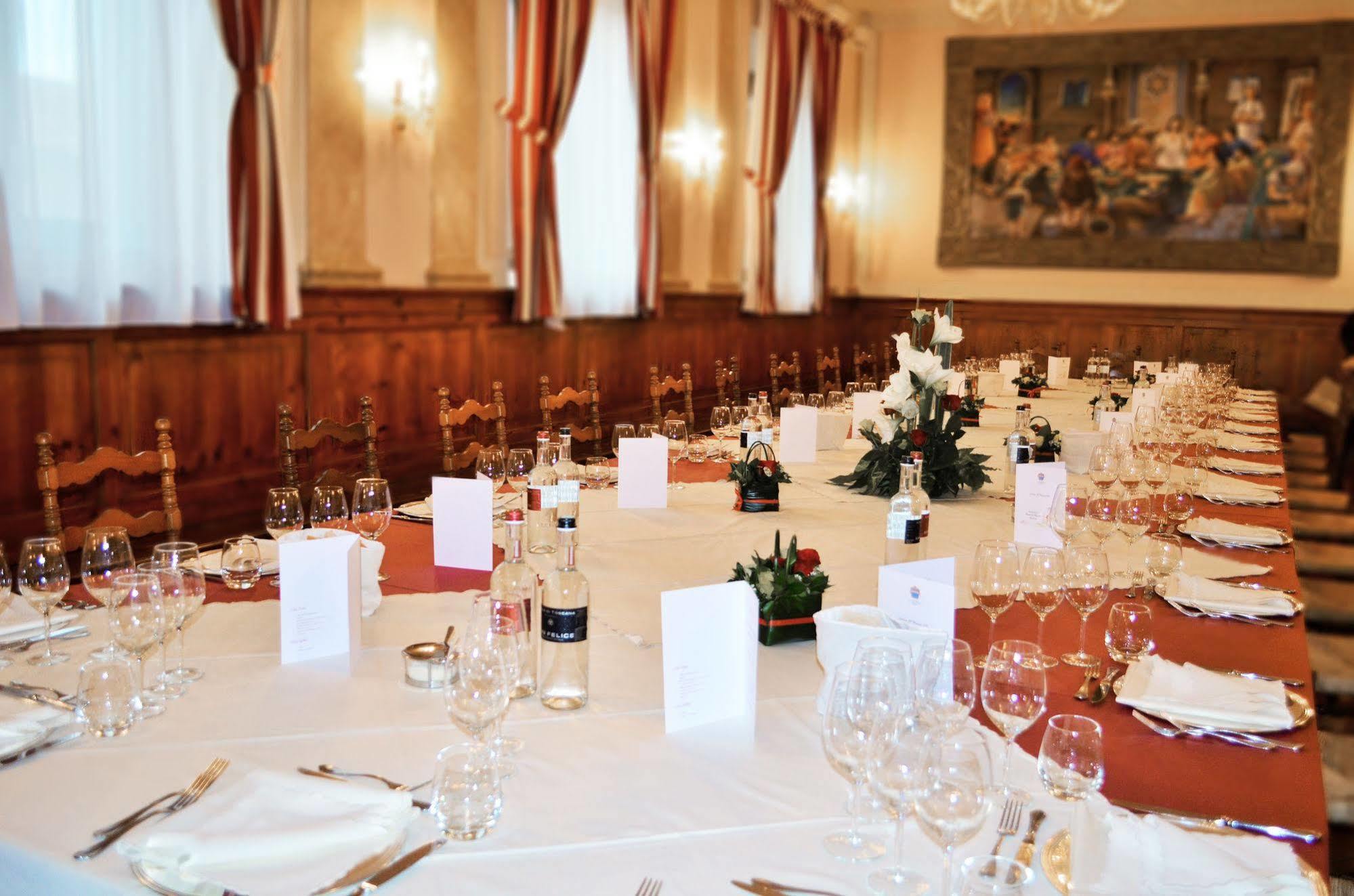 Hotel Oasi Neumann Cortona Zewnętrze zdjęcie