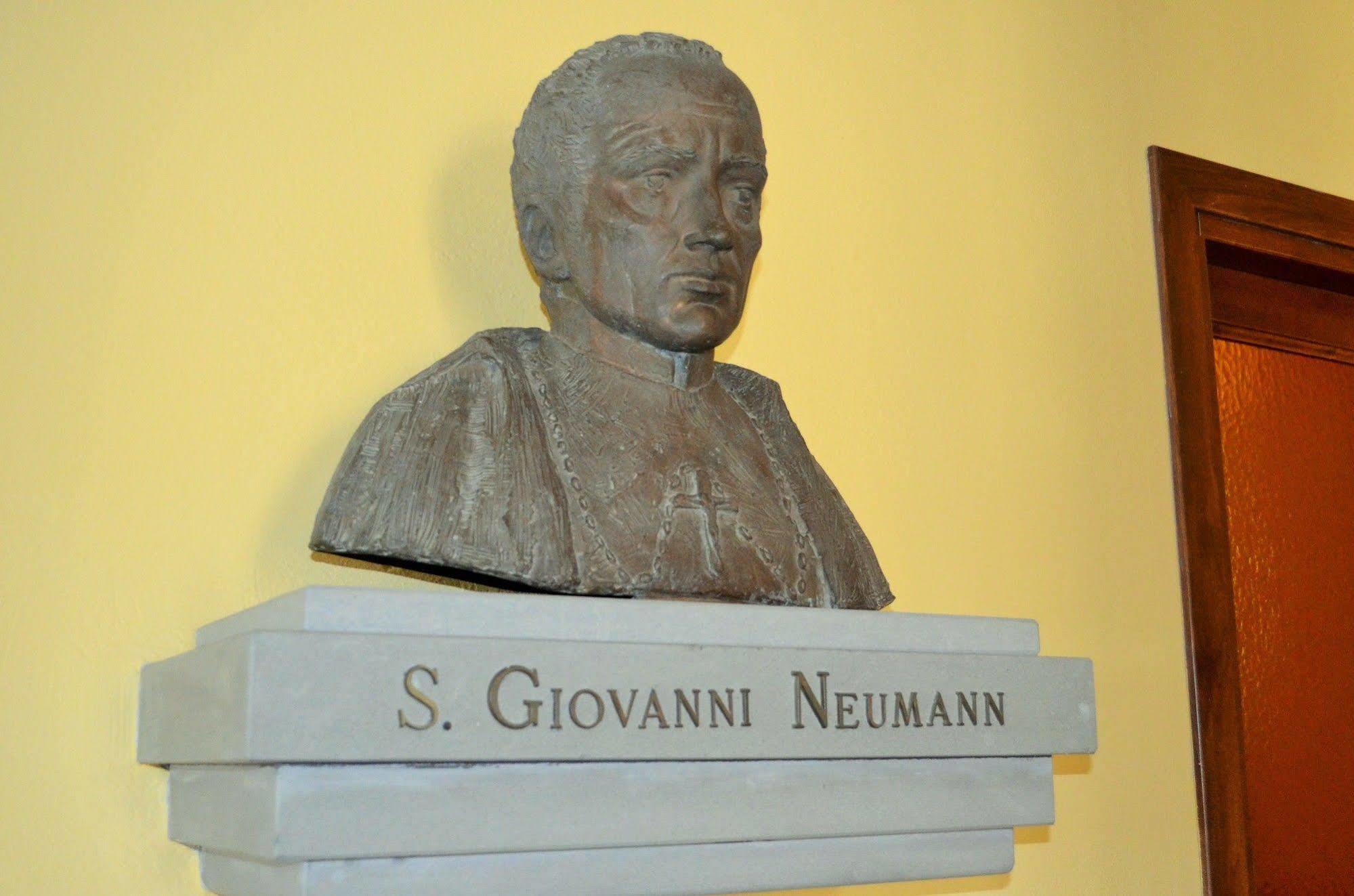 Hotel Oasi Neumann Cortona Zewnętrze zdjęcie