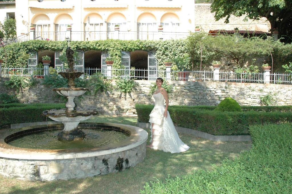 Hotel Oasi Neumann Cortona Zewnętrze zdjęcie